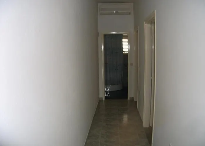 公寓 House